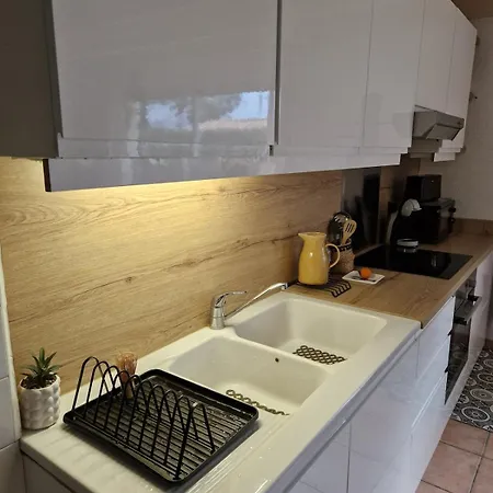 Дом отдыха Maison Typique 6 Couchages Oleronaise Au Coeur De L'ile D'oleron *