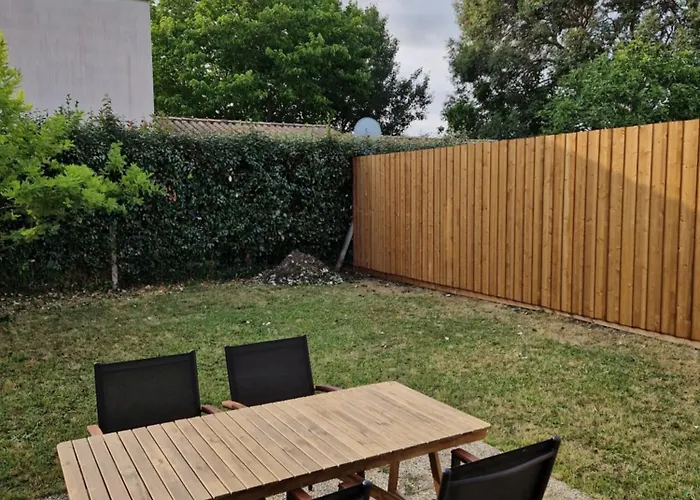 Maison Typique 6 Couchages Oleronaise Au Coeur De L'ile D'oleron Сasa de vacaciones *